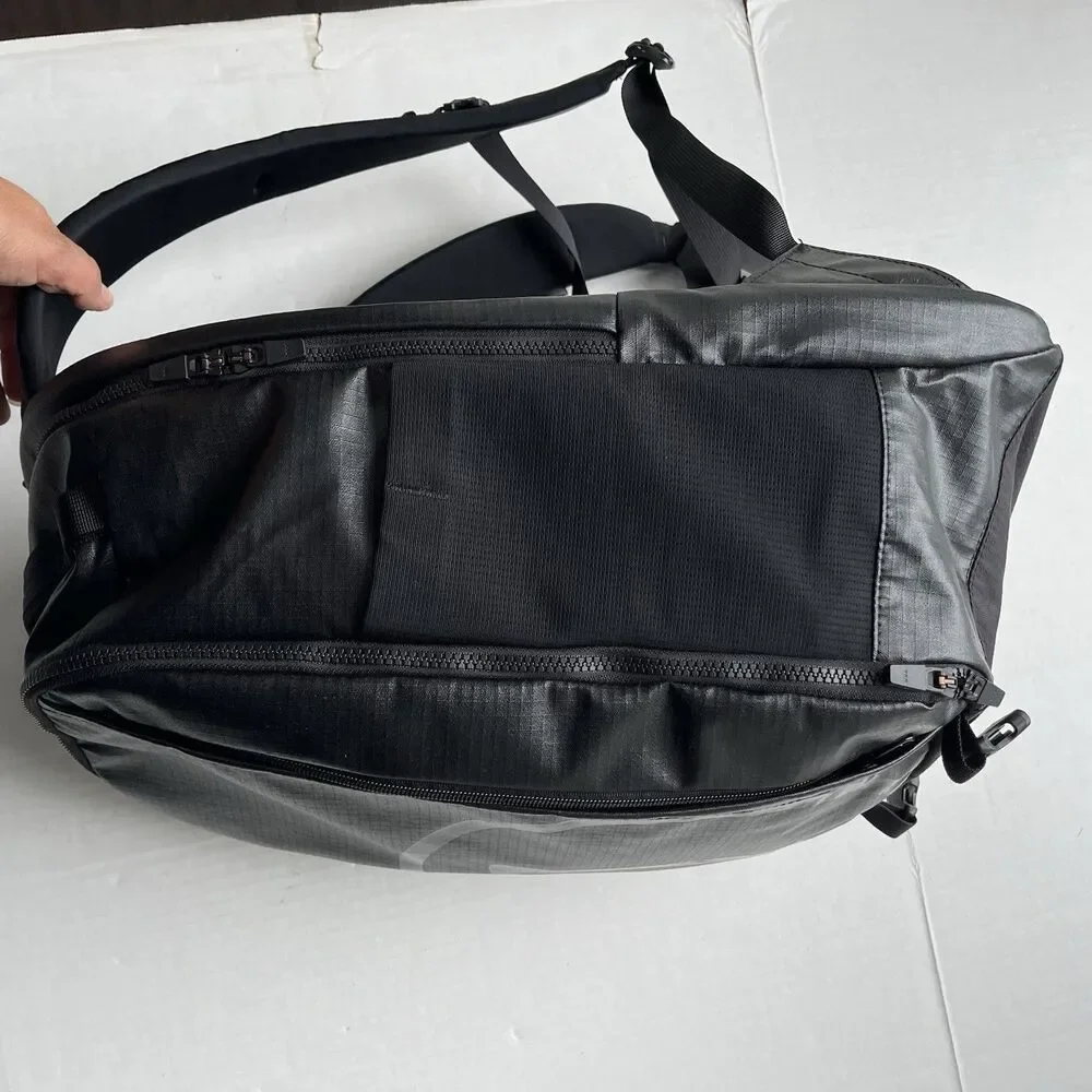 The Golfers Journal Broken Tee Society 31L Backpack Travel Bag Member Pack Black